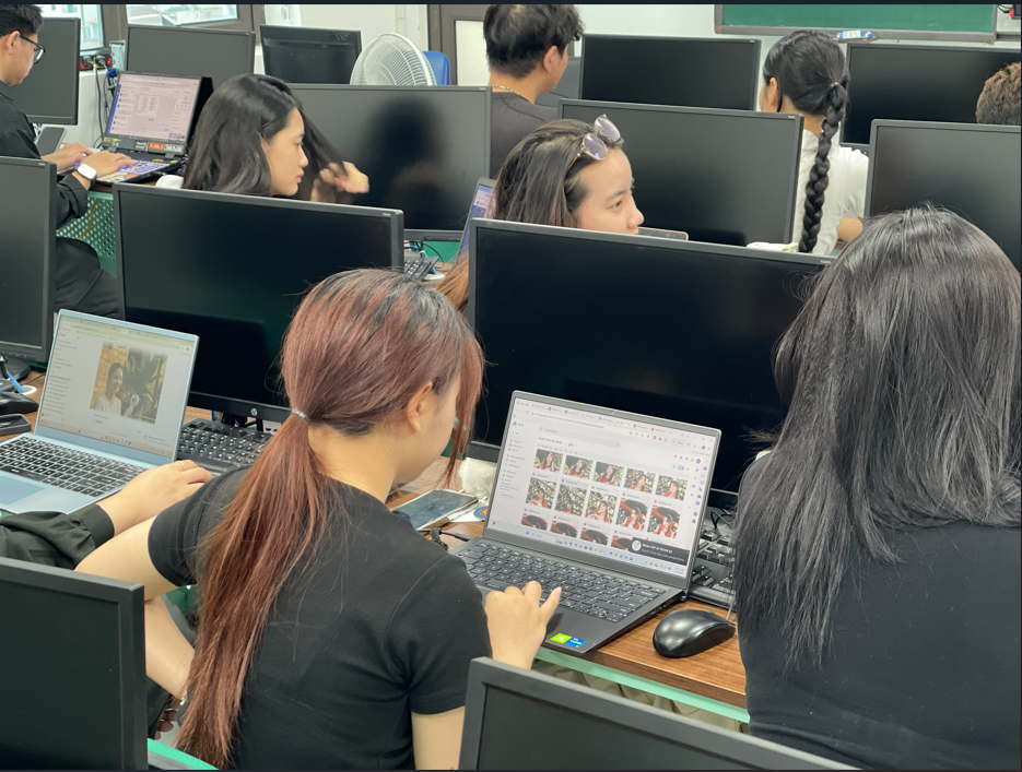 Thực trạng thị trường việc làm thắt chặt và nhu cầu ứng dụng trí tuệ nhân tạo vào kinh doanh